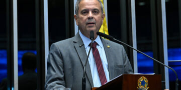 Rogerio Marinho critica fala de Lula sobre operação policial no Rio — Senado Notícias