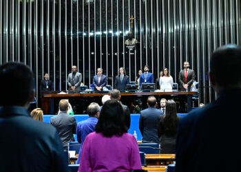 Senado presta homenagem à UFPB e ao Hospital Universitário Lauro Wanderley — Senado Notícias