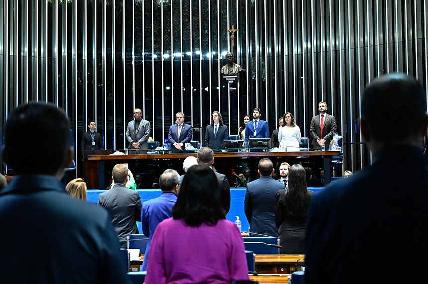 Senado presta homenagem à UFPB e ao Hospital Universitário Lauro Wanderley — Senado Notícias