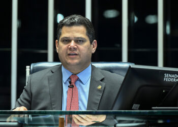 Para Davi, demora no envio de indicação ao STF é tentativa de mudar cronograma no Senado — Senado Notícias