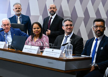 Jaceguara Dantas da Silva tem indicação aprovada para o CNJ — Senado Notícias