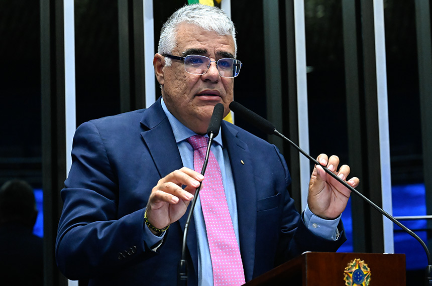 Girão aponta lobby e diz que governo Lula favorece laboratório — Senado Notícias