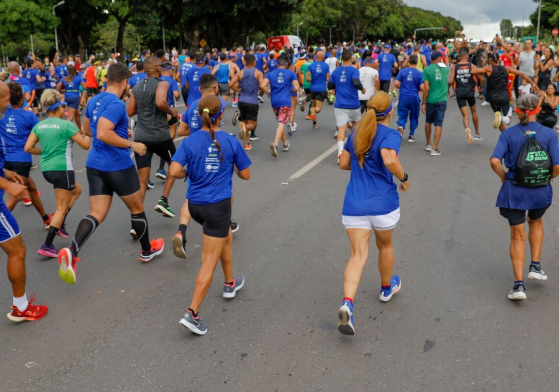 Corrida ColaboraGov celebra Dia do Servidor e promove integração