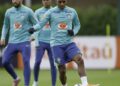 Seleção realiza primeiro treino para amistosos na Europa