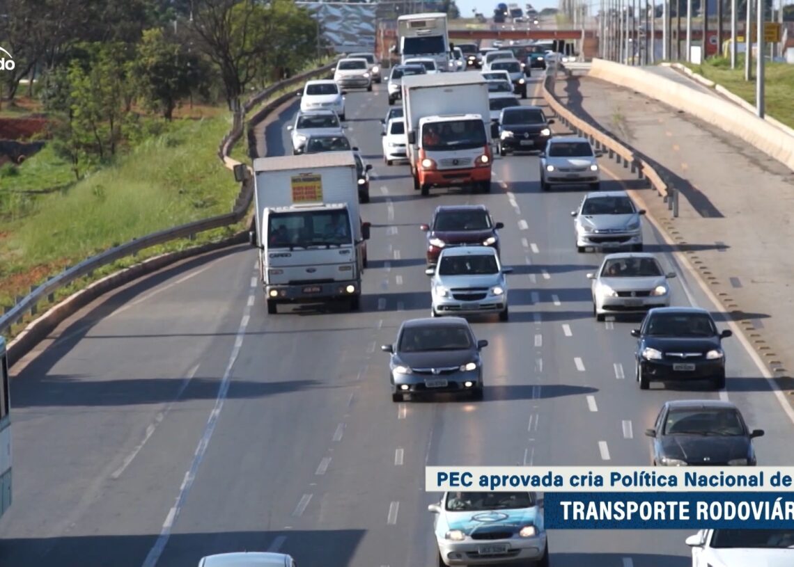 CCJ aprova PEC que cria política de apoio ao transporte rodoviário — Senado Notícias
