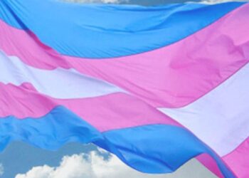 Preconceito dificulta rastreio e tratamento de câncer em pessoas trans