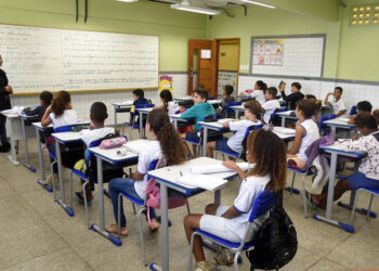 Sancionada lei que institui o Sistema Nacional de Educação — Senado Notícias