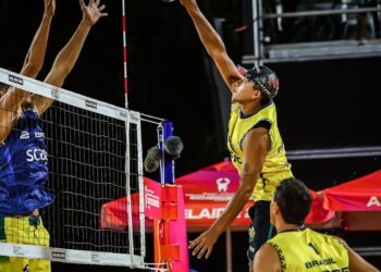 Duplas do Brasil estreiam com 6 vitórias no Mundial de Vôlei de Praia