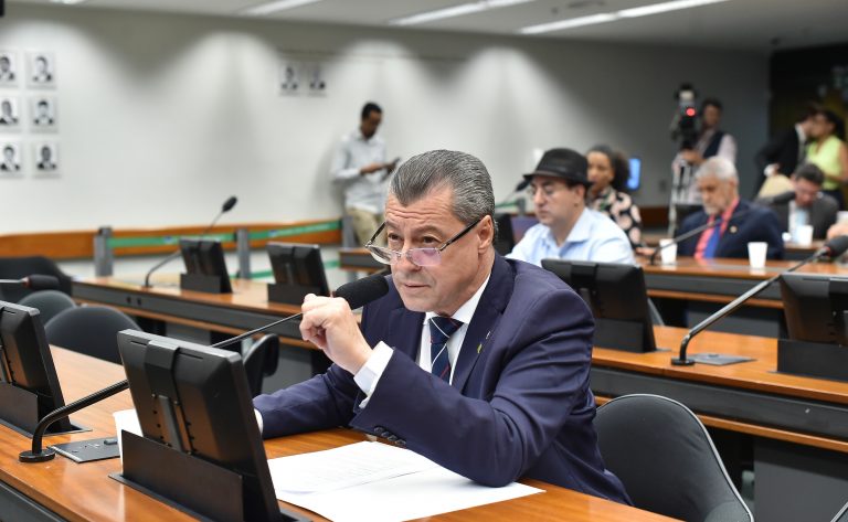 Comissão aprova projeto que prioriza infraestrutura de comunicação em áreas de desastre – Notícias