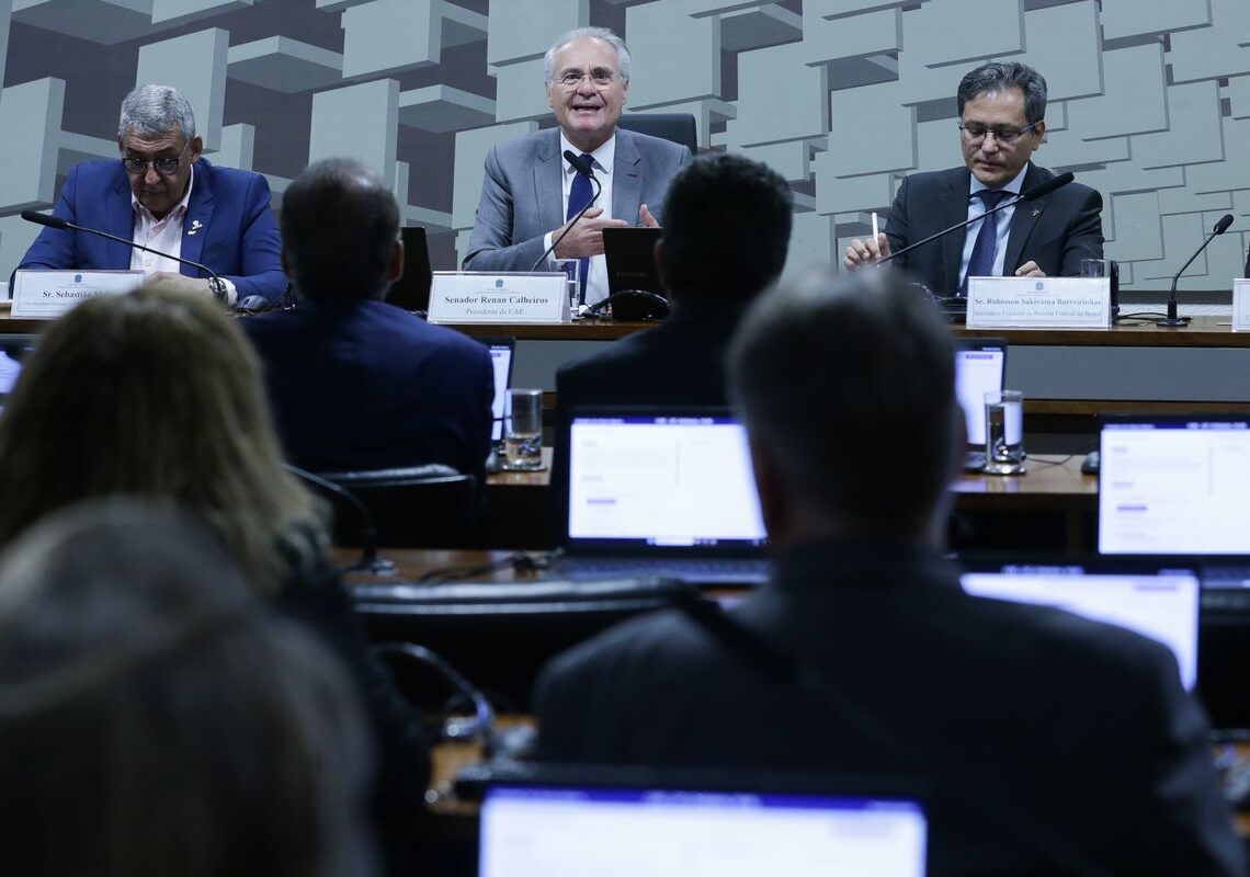 Comissão do Senado aprova isenção do IR para quem ganha até RS 5 mil