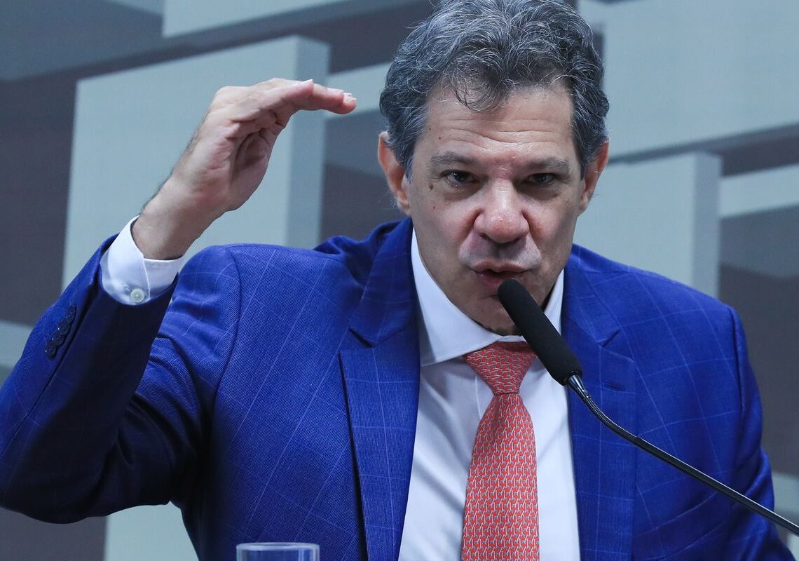 Haddad pede que Câmara aprove projeto sobre devedor contumaz
