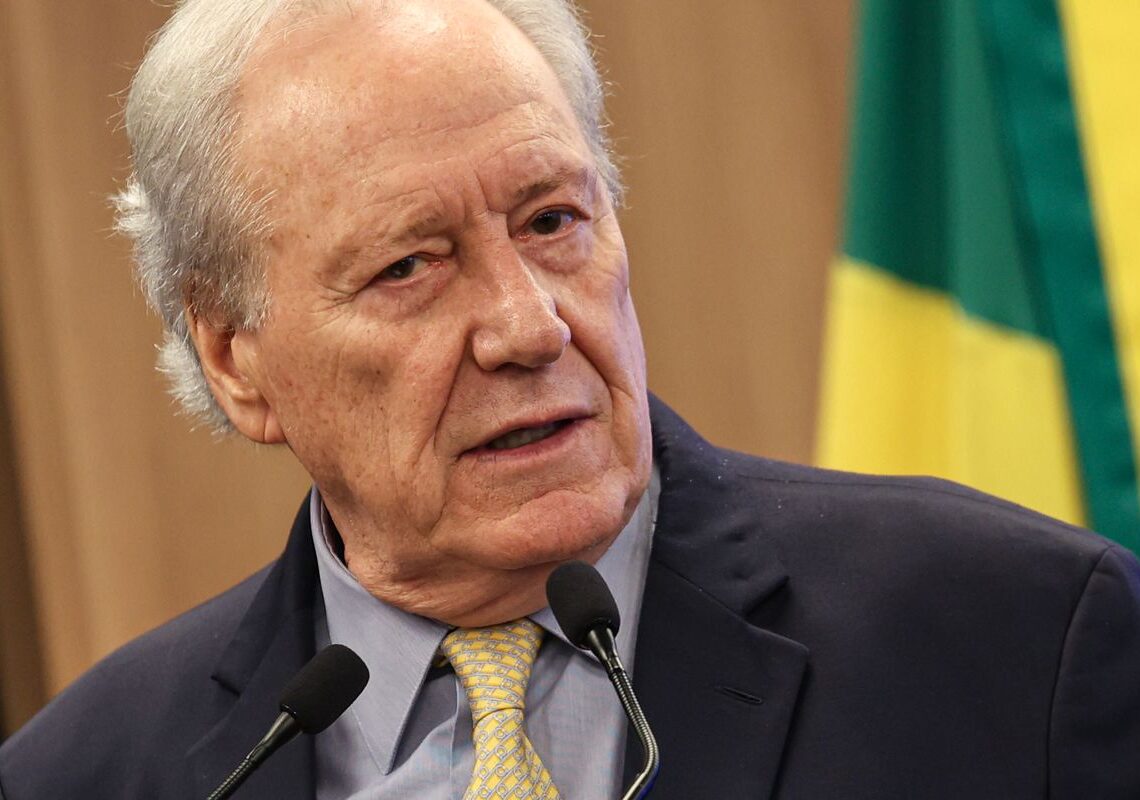 Lewandowski diz que mudar papel da PF é inconstitucional