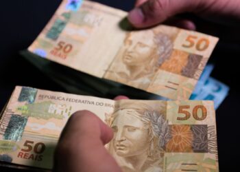 Brasileiros sacaram R$ 455,68 milhões esquecidos em bancos em setembro