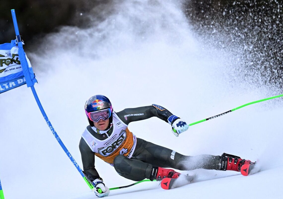 Lucas Pinheiro é prata em etapa da Copa do Mundo de Esqui Alpino