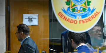 CPMI prende ex-coordenador do INSS após nove horas de depoimento — Senado Notícias