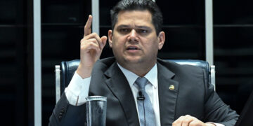 Senado reage à decisão que dificulta impeachment de ministros do STF — Senado Notícias