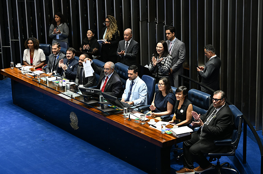 Sessão especial destaca importância da promoção dos direitos humanos — Senado Notícias