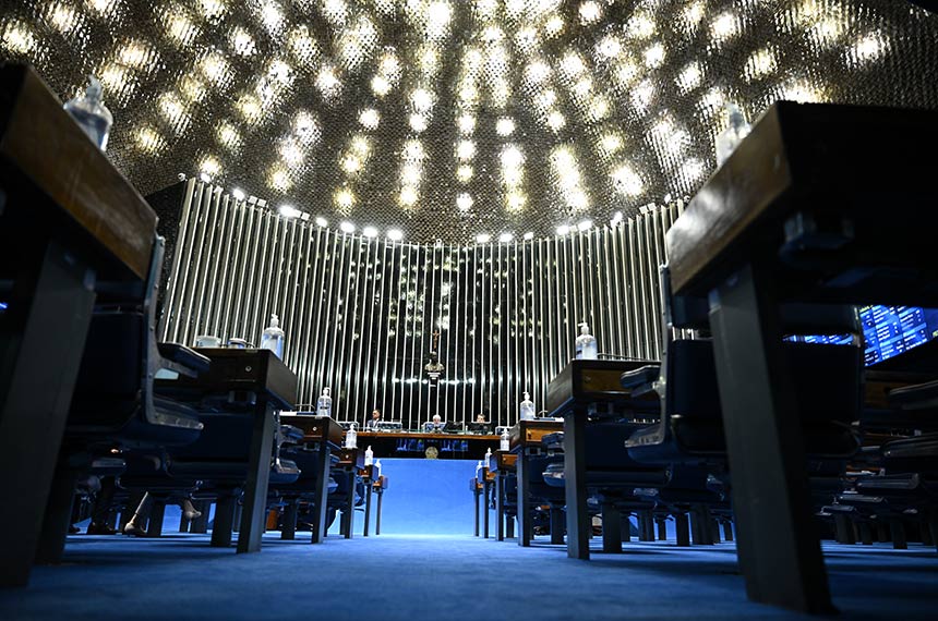 Plenário começa a discutir PEC sobre acúmulo de cargos por professores — Senado Notícias