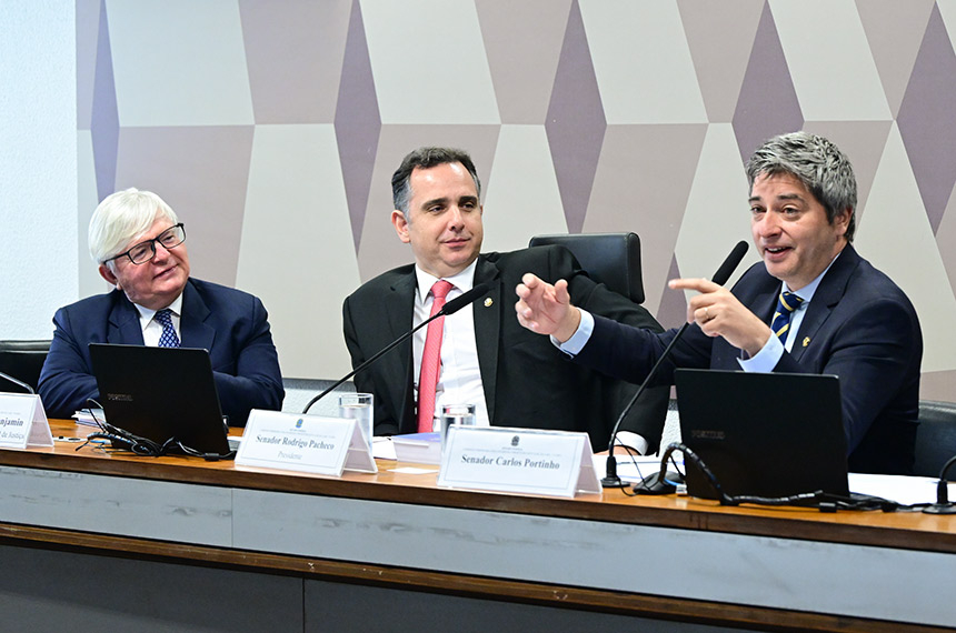 Para advogados, proposta de Código Civil pode aumentar custos de empresas — Senado Notícias
