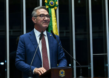 Lucas Barreto critica reajuste da conta de energia no Amapá — Senado Notícias