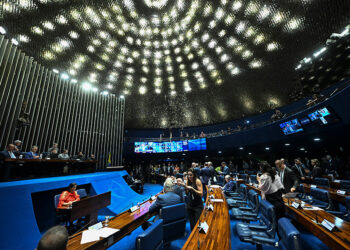 Senado aprova incentivos à formação de professores para educação básica — Senado Notícias