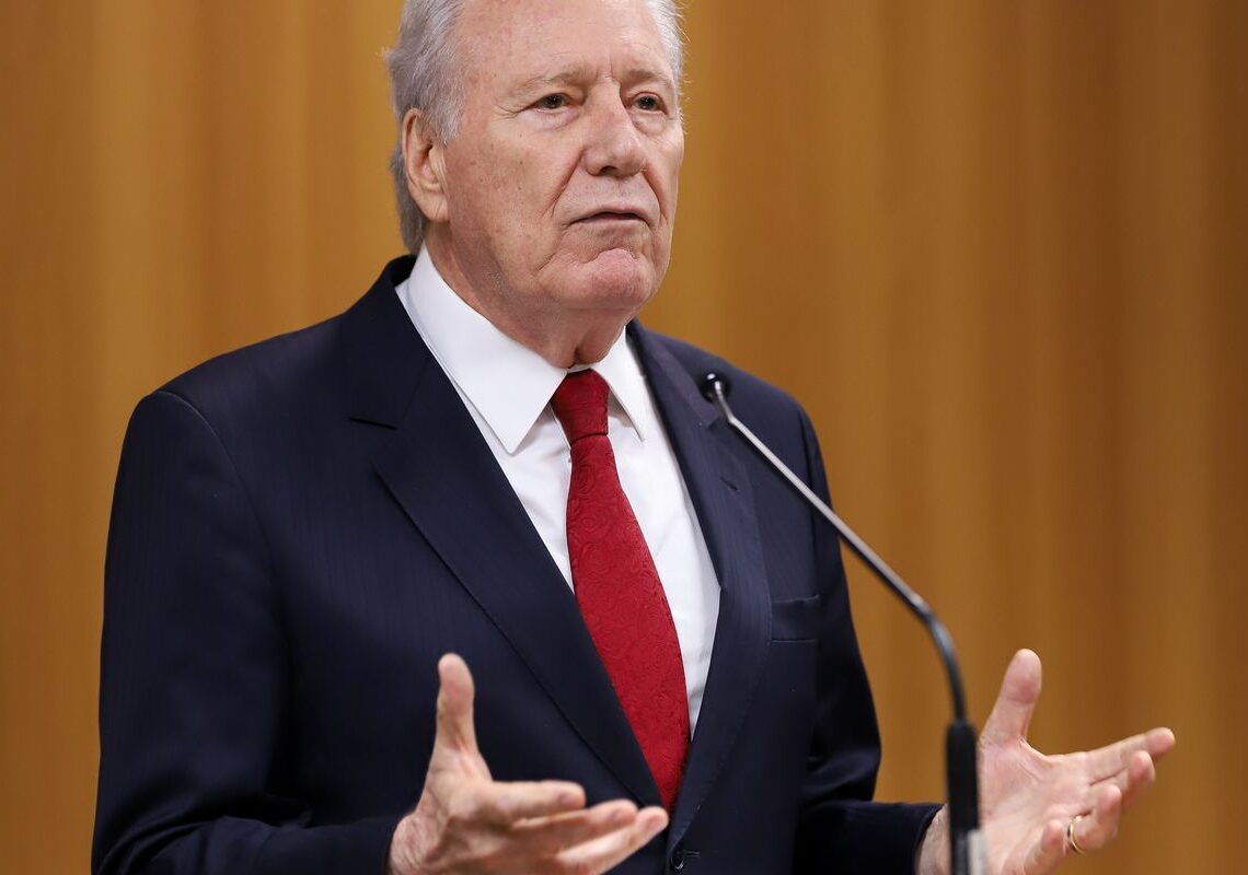 Sem dinheiro, mãos estão amarradas para combate ao crime, diz ministro