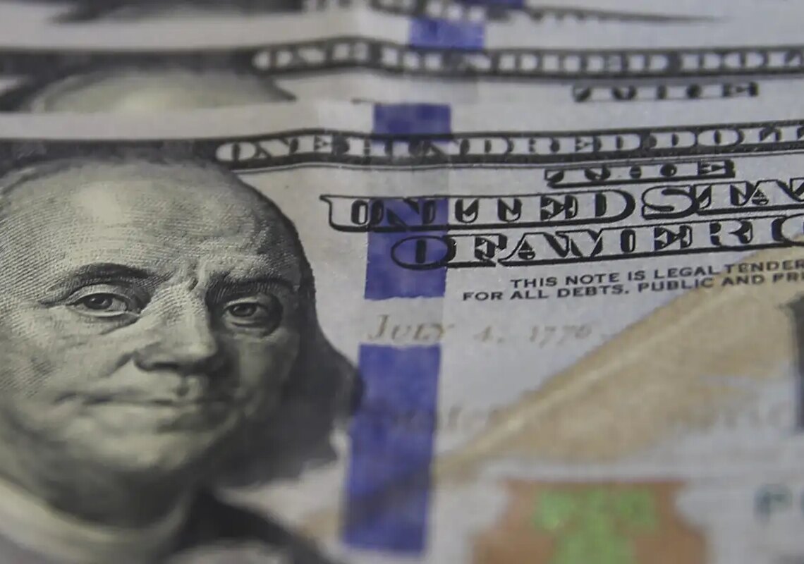 Dólar cai para R$ 5,40 com reunião do Copom e mercado externo