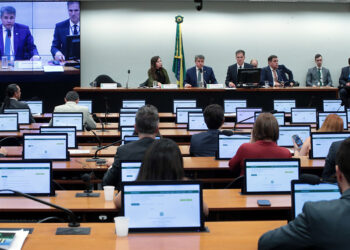 CMO aprova relatório preliminar do Orçamento de 2026 — Senado Notícias