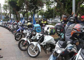 Governo cria grupo para debate direitos de entregadores por aplicativo