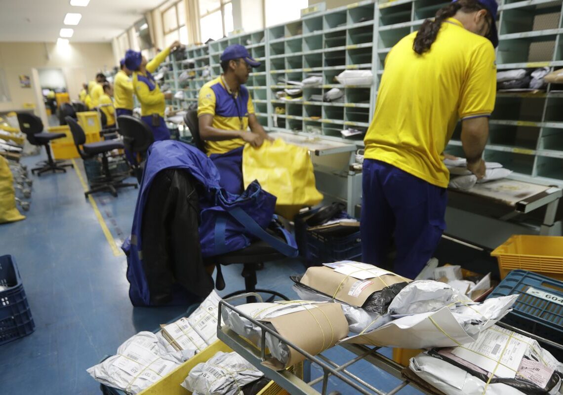 Haddad defende parcerias para reestruturação dos Correios