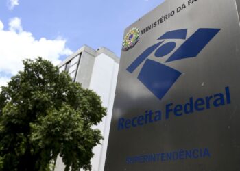 Arrecadação federal bate recorde de R$ 226,75 bilhões em novembro
