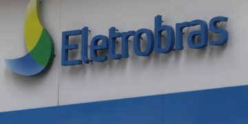 Lula veta PL sobre realocação de trabalhadores da Eletrobras