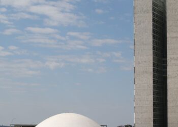 Congresso aprova MP do licenciamento ambiental especial