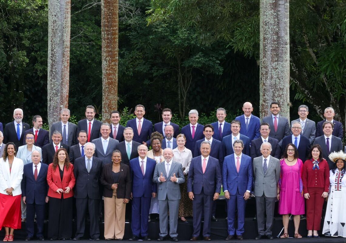 Lula diz que é preciso informar melhor ações do governo