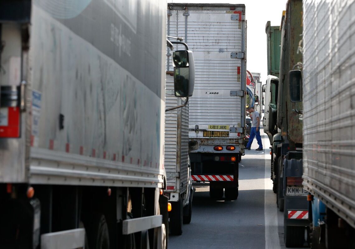 CMN regulamenta linha de R$ 6 bi para financiamento de caminhões