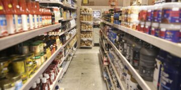 Inflação de 0,18% em dezembro faz IPCA voltar para meta do governo