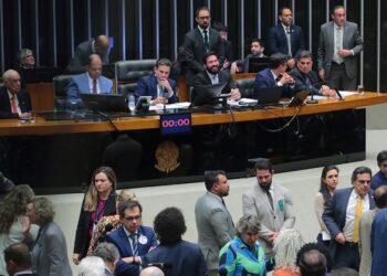 Aprovado na Câmara, projeto do devedor contumaz segue para sanção — Senado Notícias