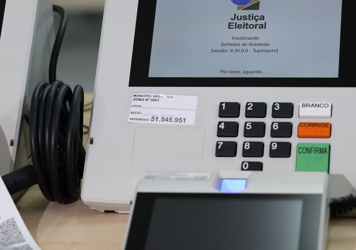 TSE propõe novas regras e recebe sugestões sobre eleições de 2026