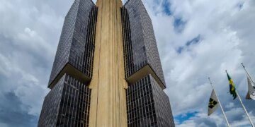 BC mantém juros básicos em 15% ao ano por quinta vez seguida