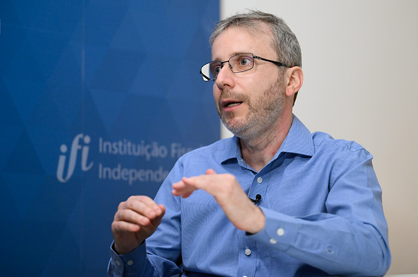 em ano eleitoral e de Copa do Mundo, governo deve buscar equilíbrio fiscal — Senado Notícias