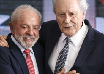 Lewandowski diz que crimes contra o Estado são impassíveis de anistia