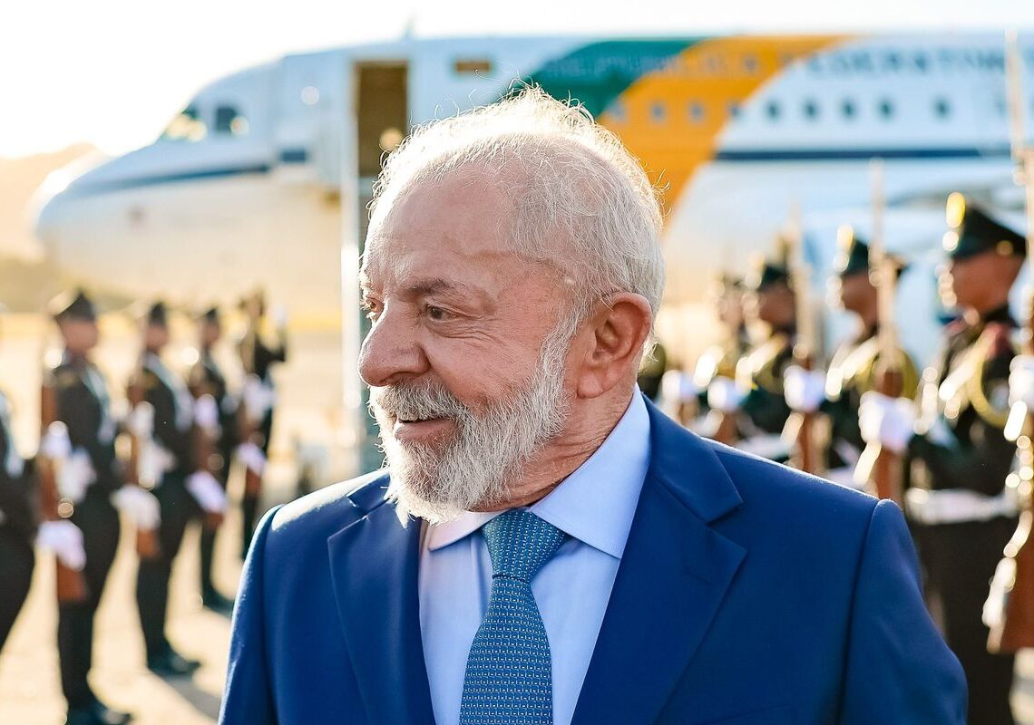 Lula fará cirurgia de catarata no olho esquerdo