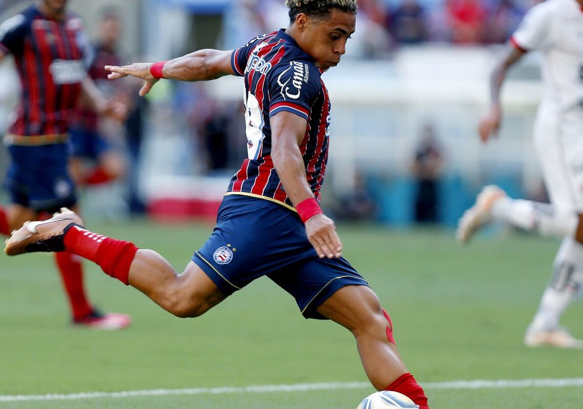 Vitória e Bahia: clássico do futebol baiano na TV Brasil neste domingo
