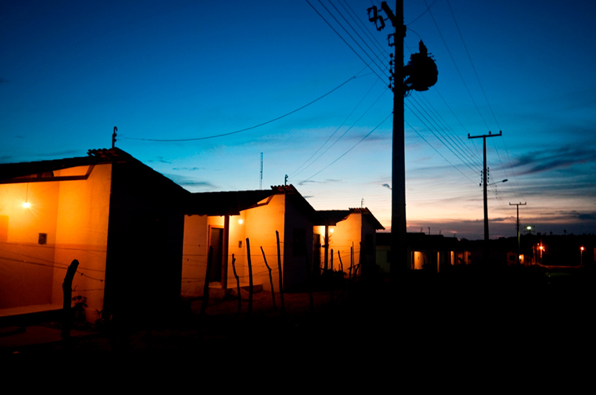 Tarifa social de energia foi destaque do setor elétrico em 2025 — Senado Notícias