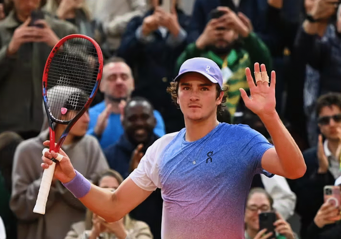 João Fonseca desiste de ATP 250 de Brisbante devido à lesão na lombar