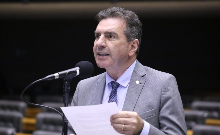 Comissão aprova cashback em faturas de luz e água para quem reciclar resíduos – Notícias