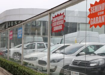 Financiamento de veículos fecha 2025 com 7,3 milhões de unidades