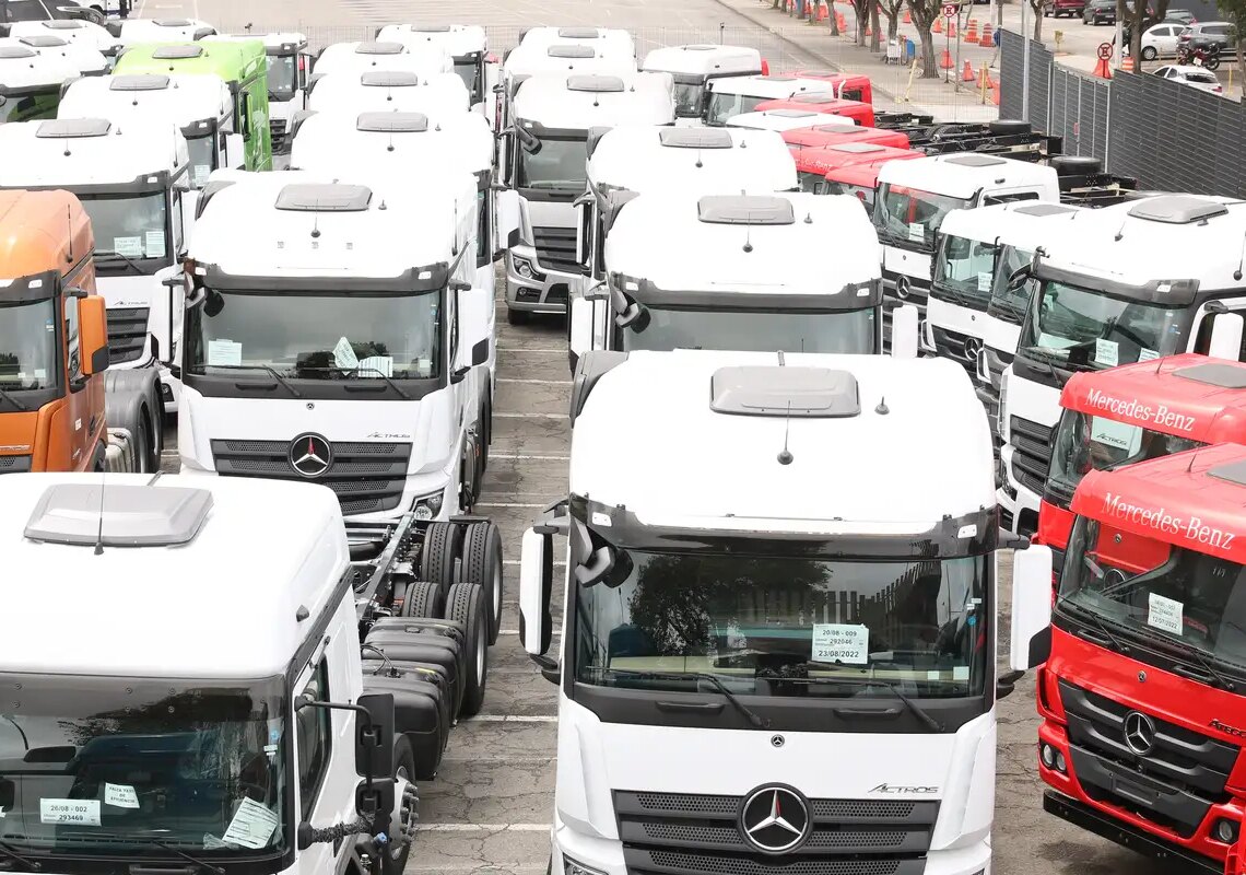 Governo anuncia R$ 10 bilhões em crédito para compra de caminhões