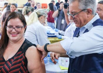 Botucatu inicia vacinação contra dengue com imunizante do Butantan