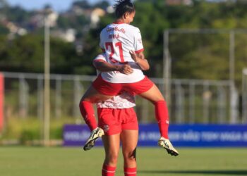 TV Brasil exibe futebol feminino entre Flamengo e Red Bull Bragantino